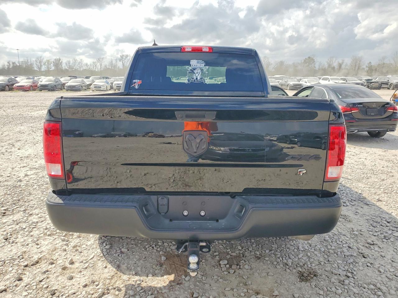 2024 Ram 1500 VIN 1C6RR7KT4RS130238 photo 6