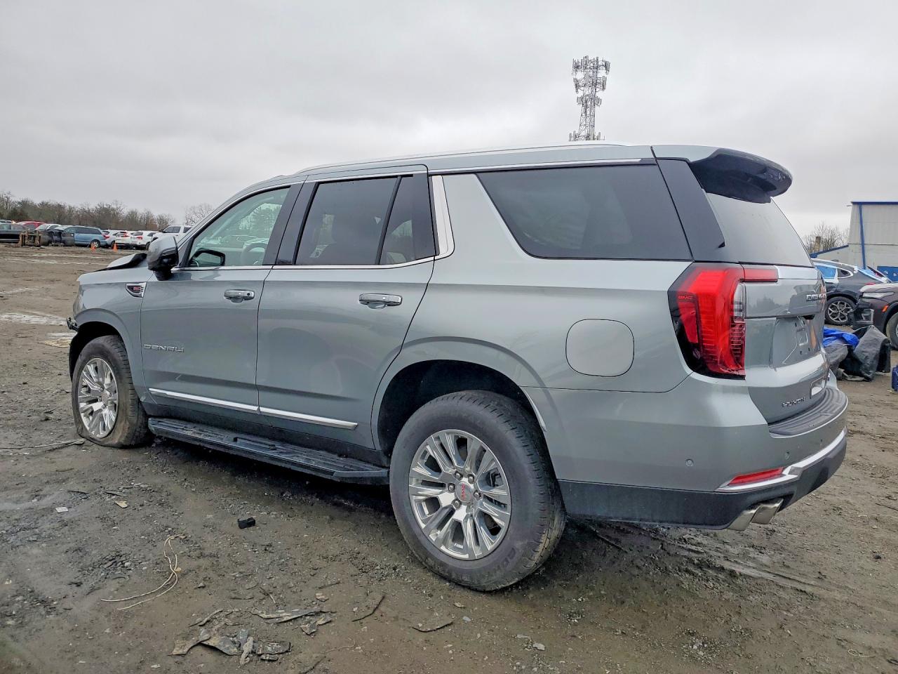 2025 GMC Yukon VIN 1GKS2DRL3SR269913 photo 2