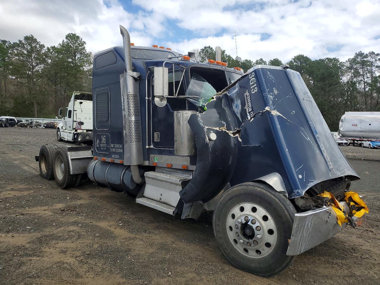 2000 KENWORTH All other VIN 1XKWDB9X3YR848458 photo 1