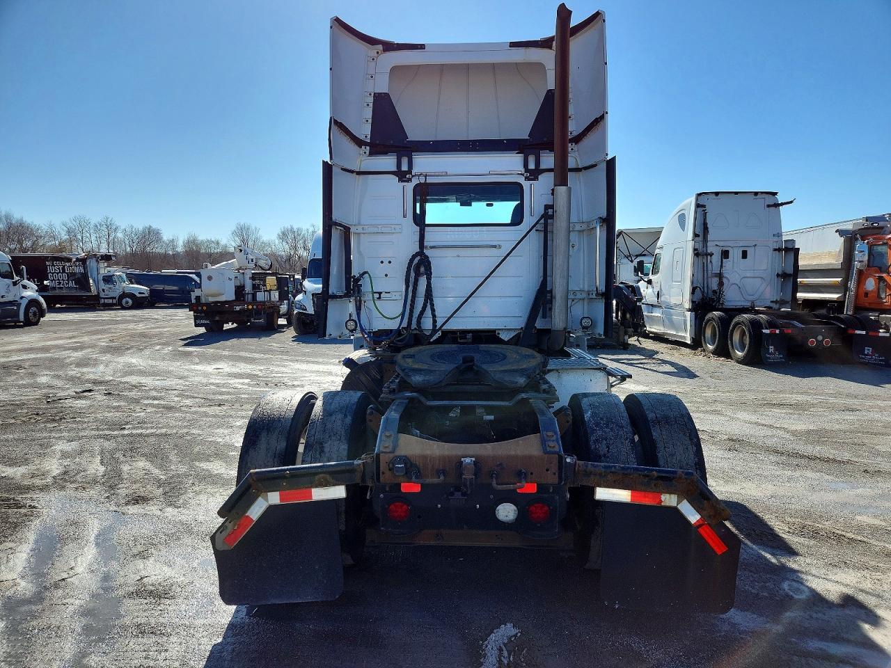 2017 Volvo Vn VIN 4V4N39TGXHN988160 photo 6