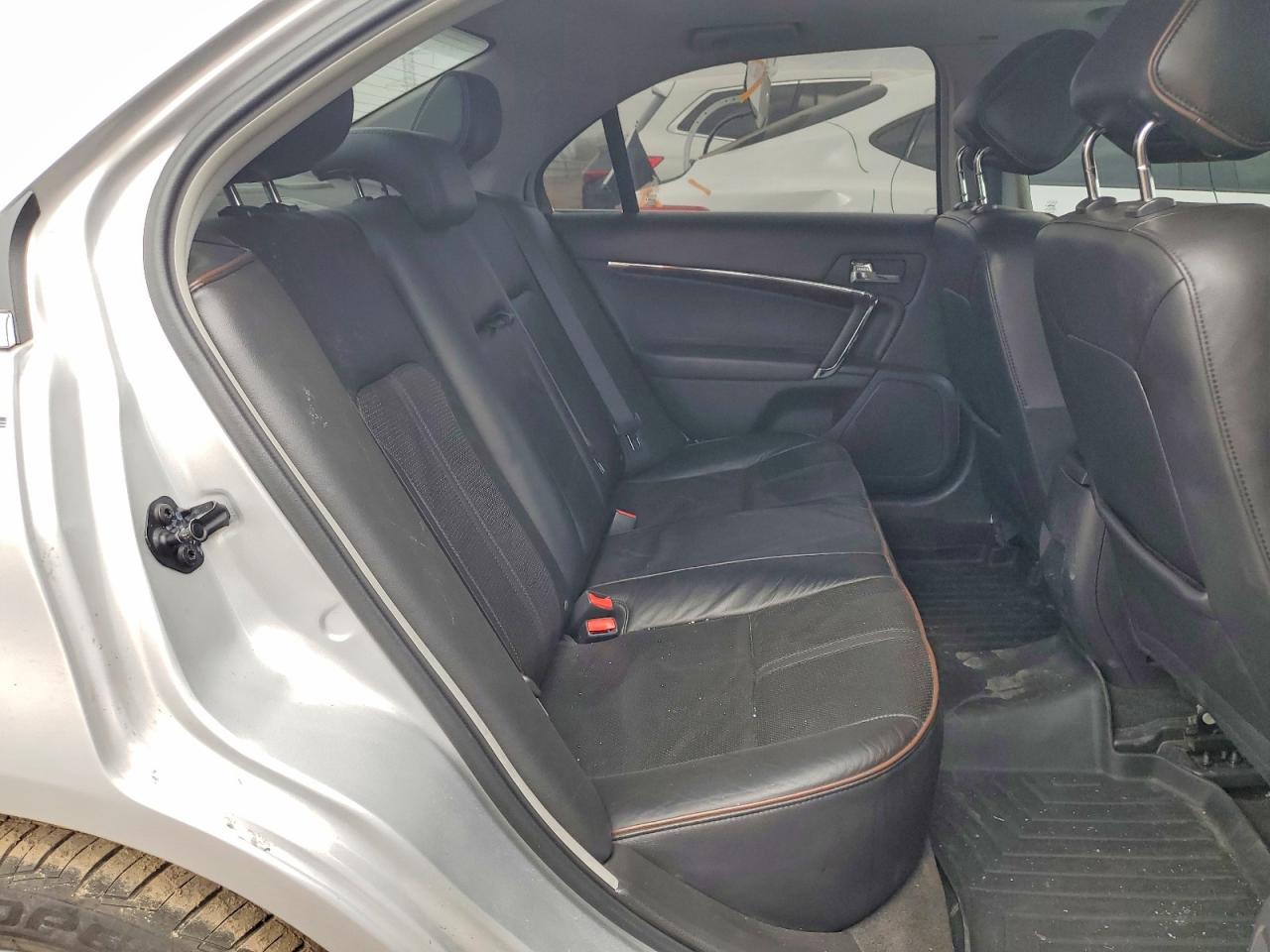 2011 LINCOLN Mkz VIN 3LNHL2GCXBR770520 photo 10