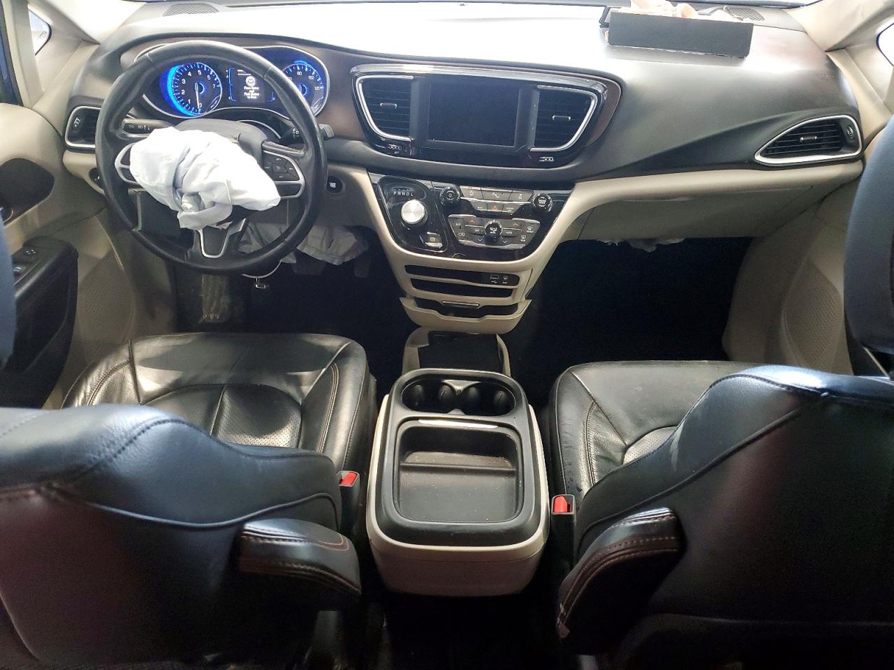 2019 Chrysler Pacifica VIN 2C4RC1BG9KR548389 photo 8
