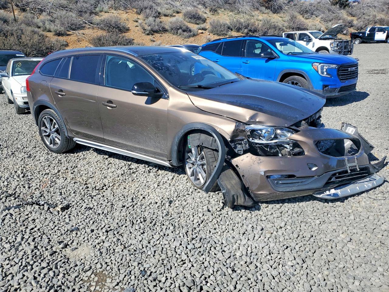 2018 Volvo V60 VIN YV440MWK5J2058058 photo 4