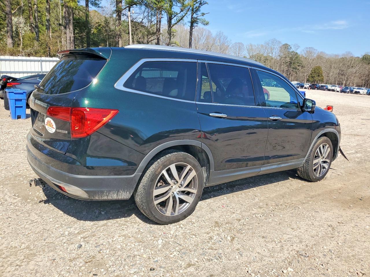 2016 Honda Pilot VIN 5FNYF5H97GB043943 photo 3
