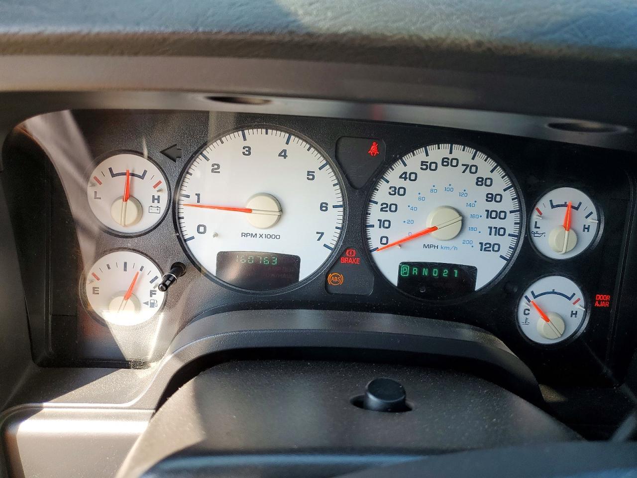 2004 Dodge Ram 1500 VIN 1D7HA18DX4J183717 photo 9