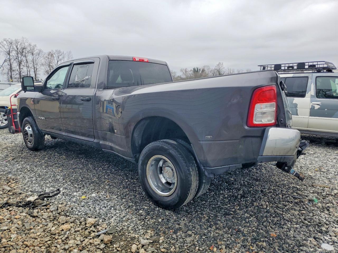2023 Ram All models VIN 3C63RRHL0PG542220 photo 2