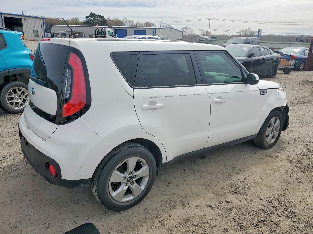 2019 Kia Soul base VIN KNDJN2A23K7642403 photo 3