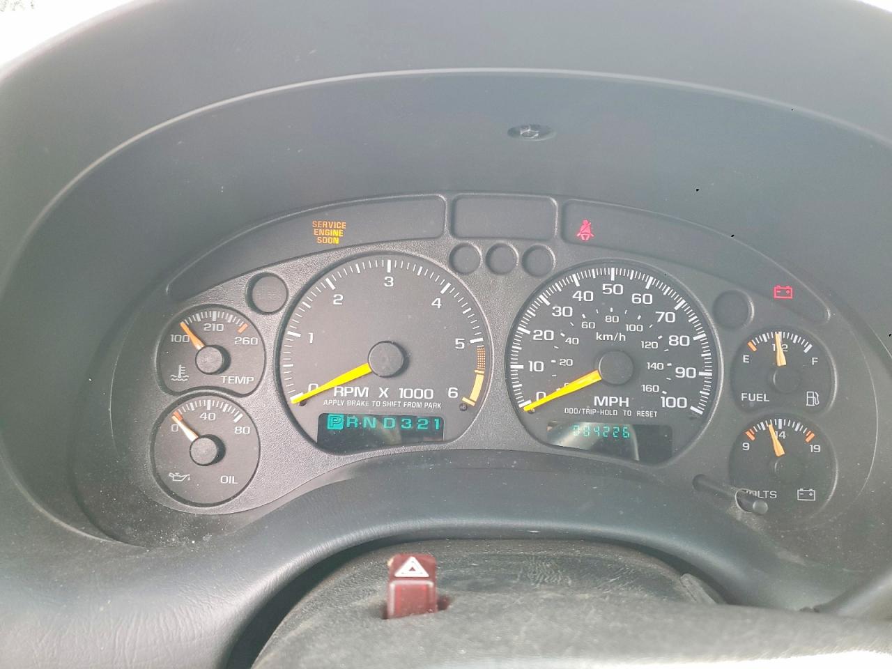 2000 CHEV Blazer VIN 1GNCT18W2YK265691 photo 9