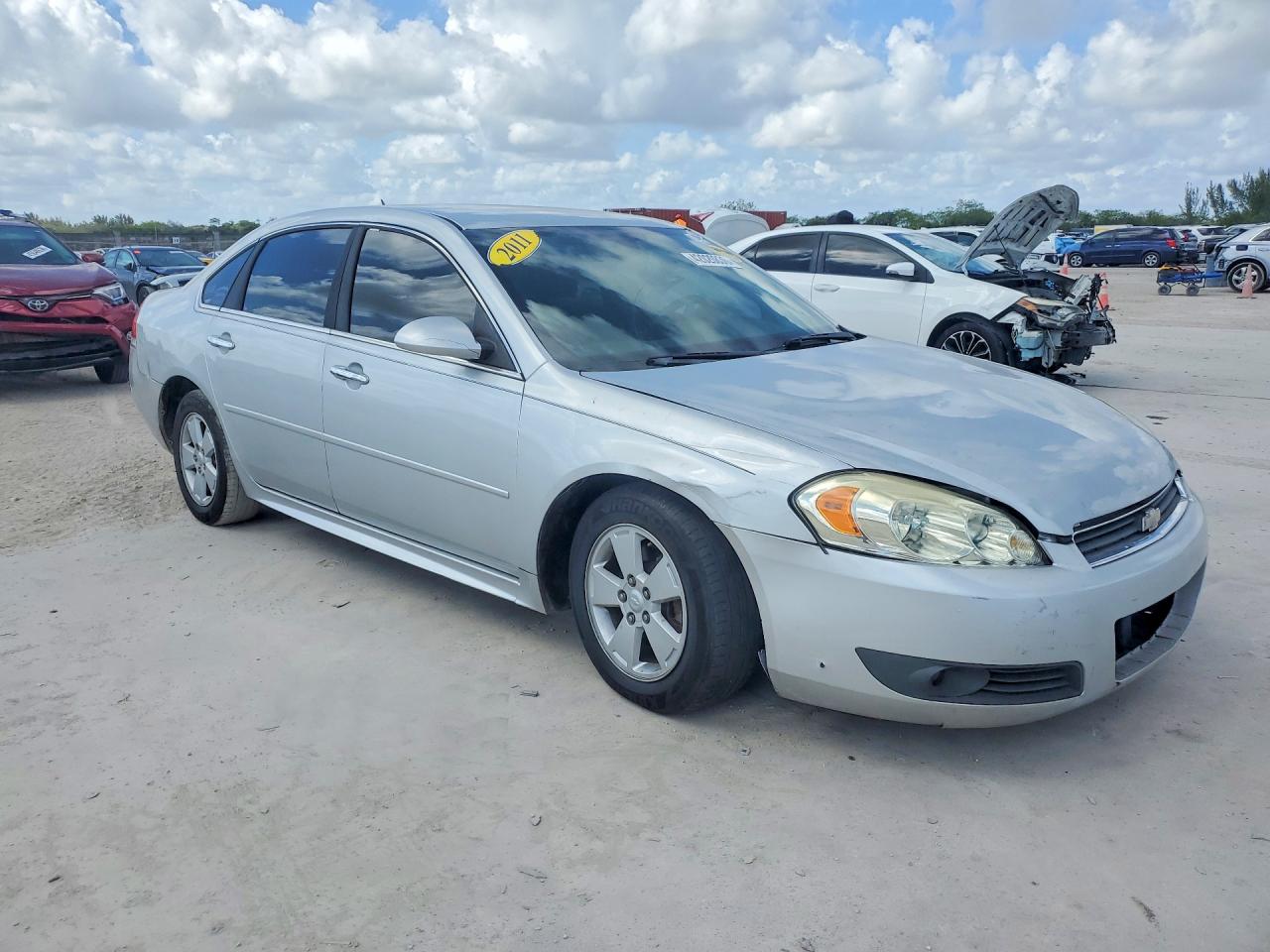 2011 Chevrolet Impala VIN 2G1WC5EM1B1184939 photo 4