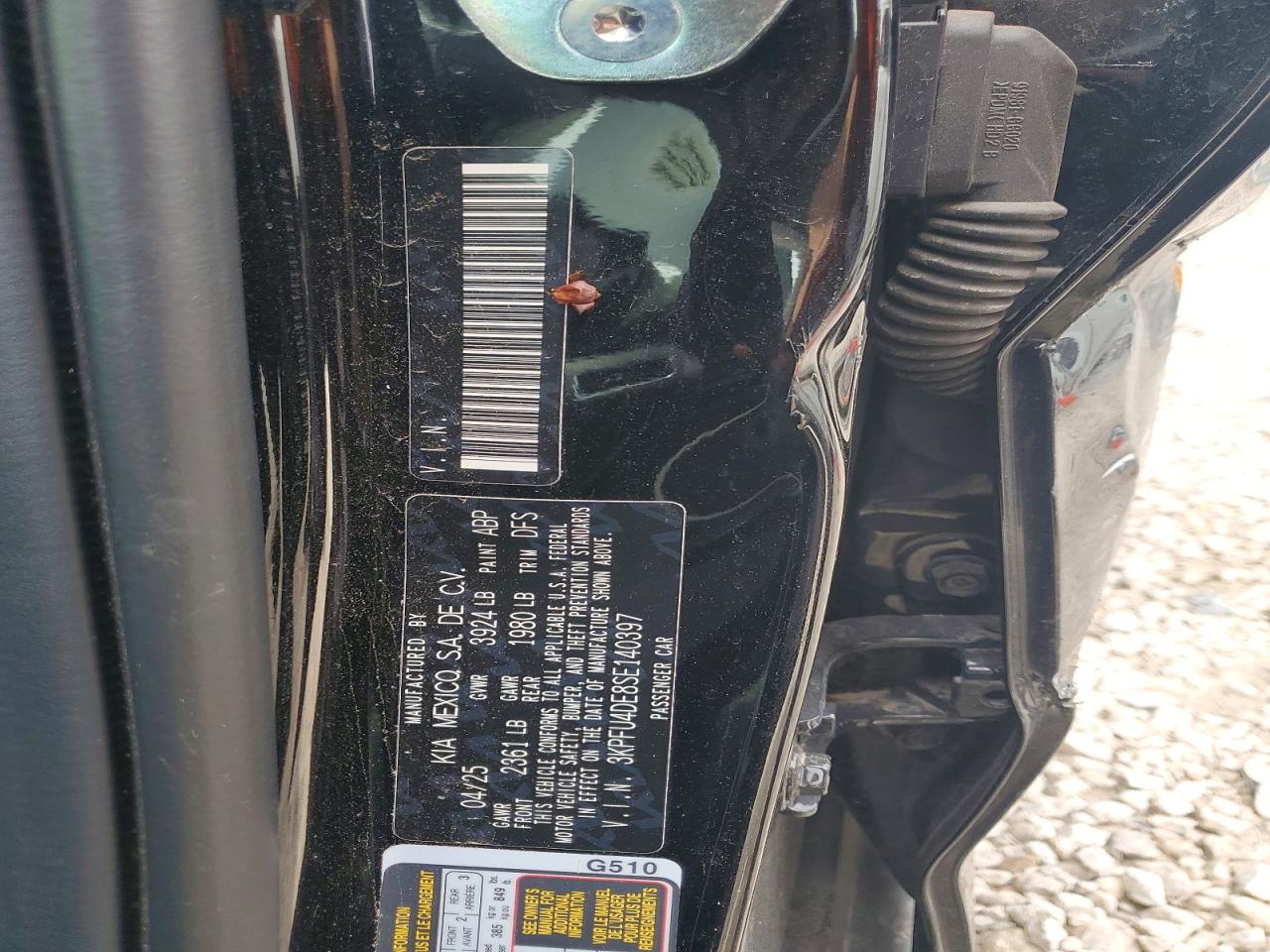 2025 Kia All other VIN 3KPFU4DE8SE140397 photo 12