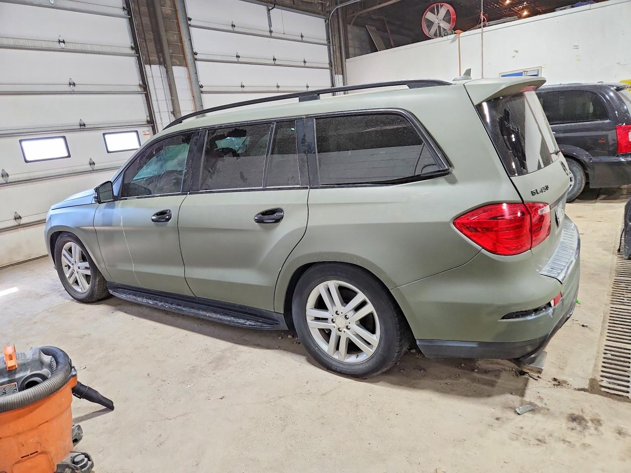 2013 Mercedes-Benz Gl-class VIN 4JGDF7CE3DA172213 photo 2