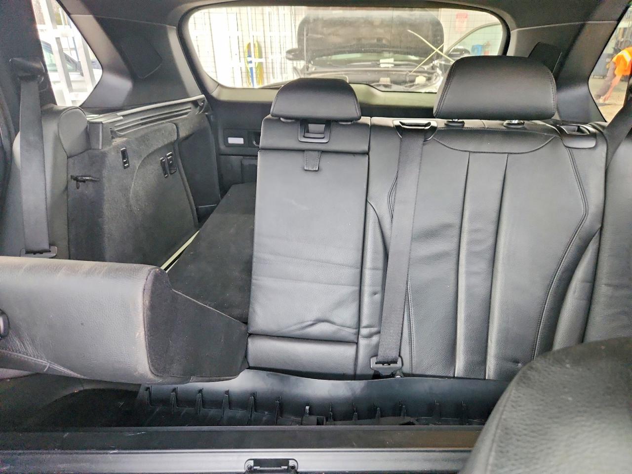 2014 BMW X5 VIN 5UXKR6C50E0J71698 photo 10