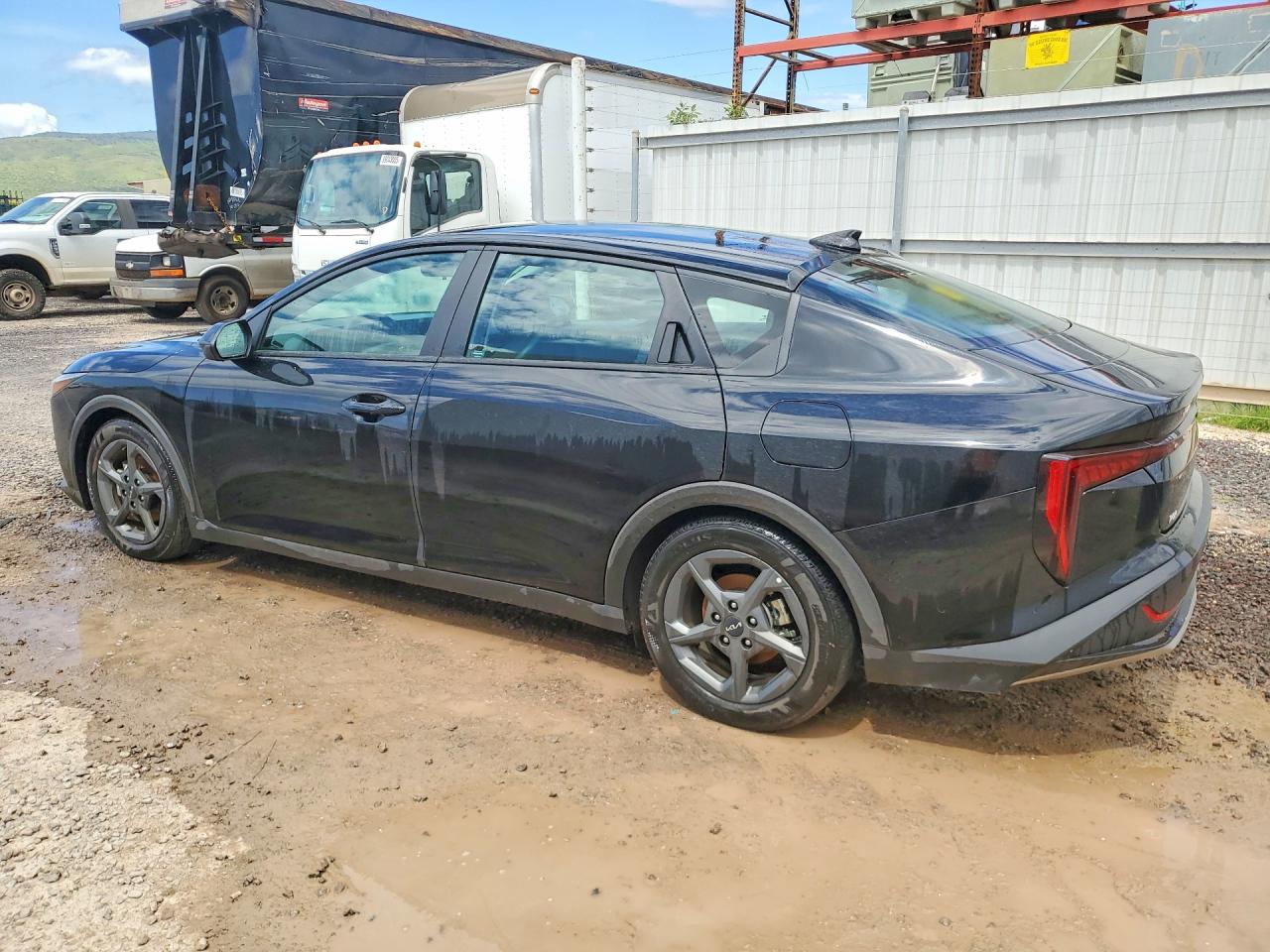 2025 Kia All other VIN 3KPFT4DE0SE005918 photo 2