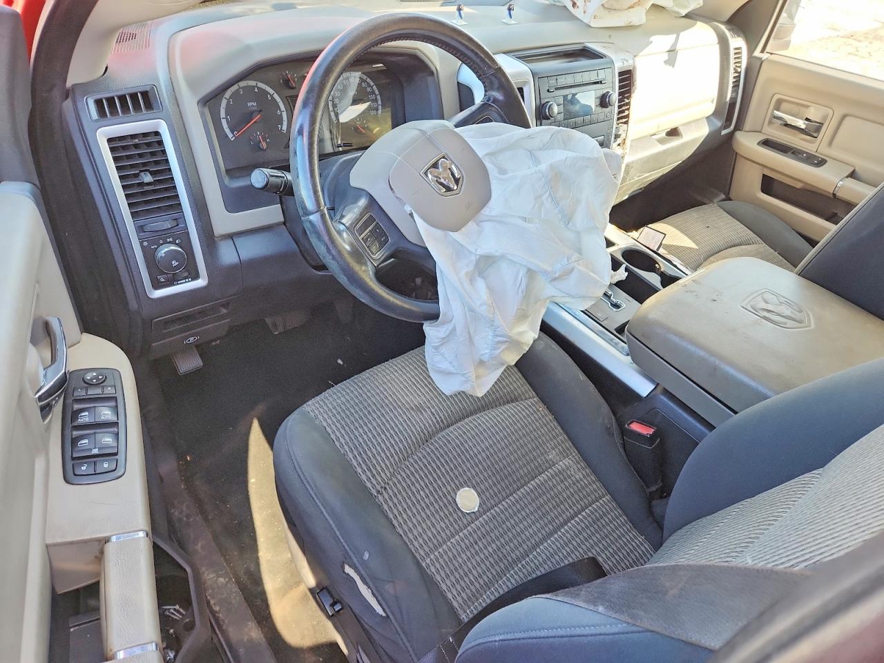 2012 Ram 1500 VIN 1C6RD7LTXCS103873 photo 8