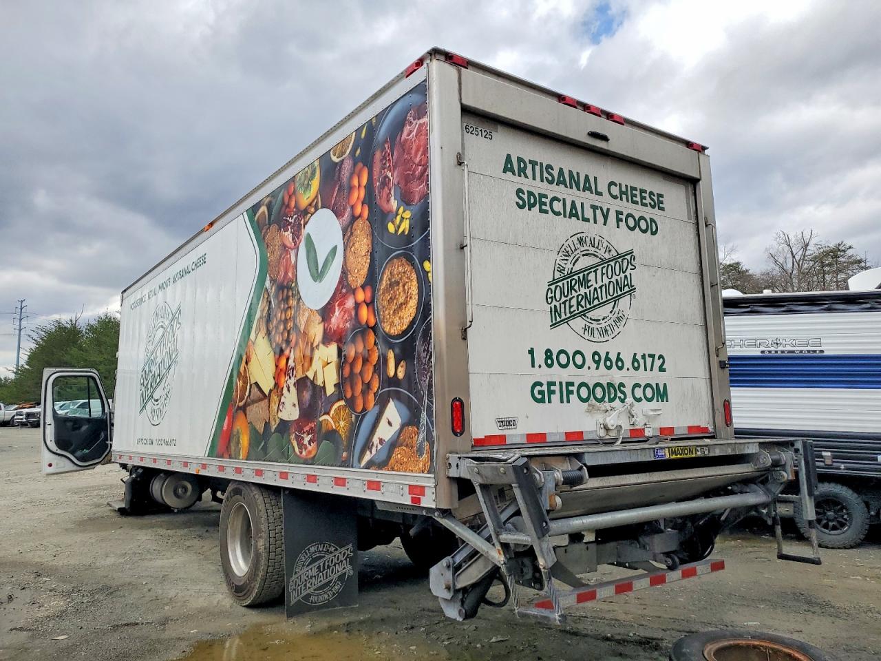 2026 FREIGHTLINER All other VIN 3ALACXFC8TDWK1251 photo 3