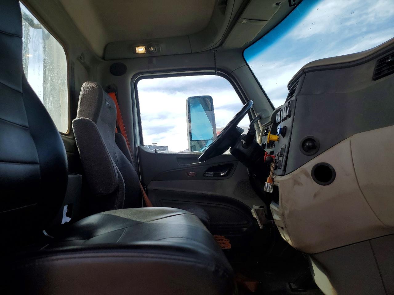 2019 PETERBILT All other VIN 1XPBA48X9KD478698 photo 5