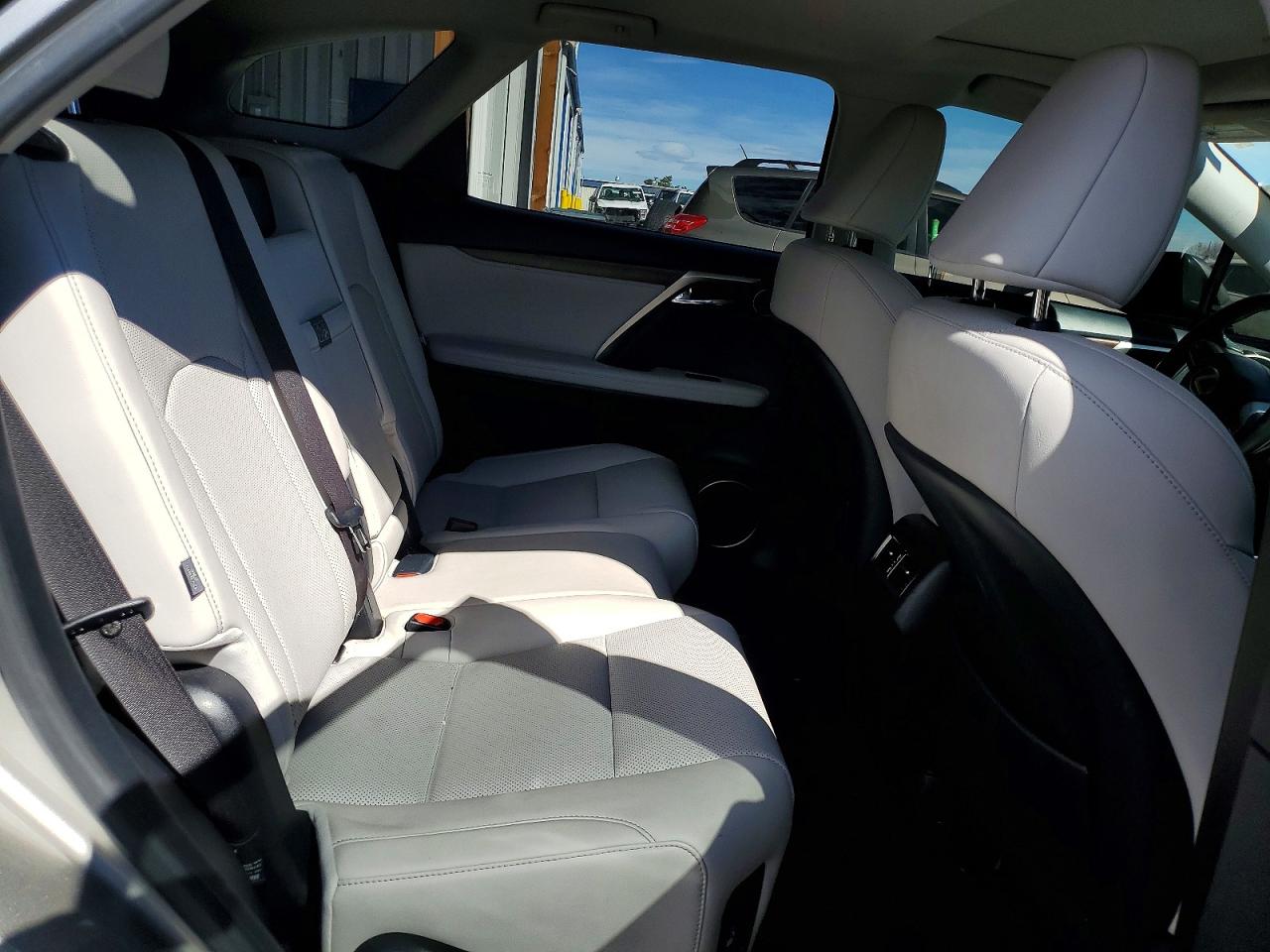 2020 Lexus Rx350 VIN JTJHZKFAXL2025627 photo 11