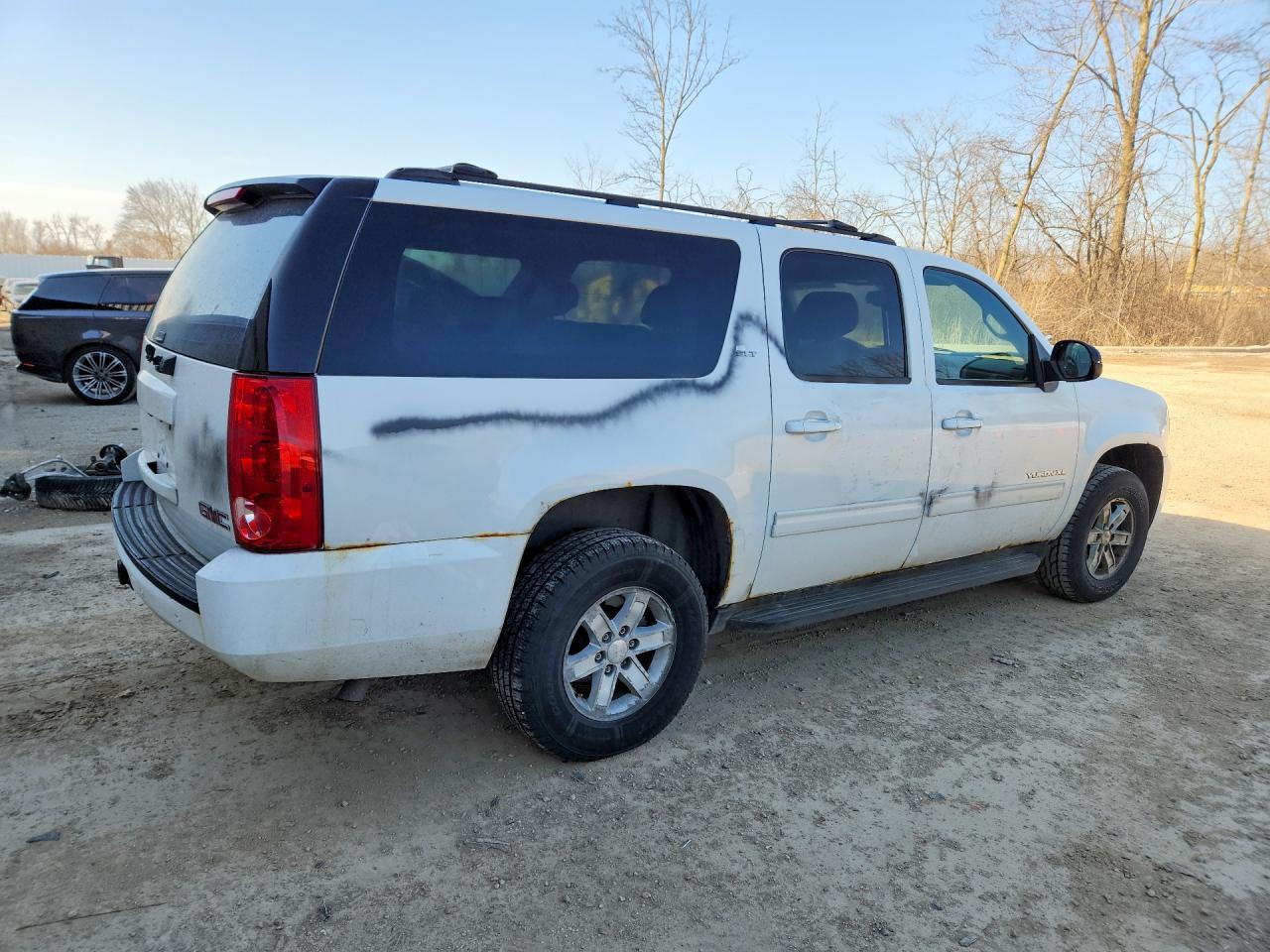 2010 GMC Yukon VIN 1GKUKKE3XAR119380 photo 3