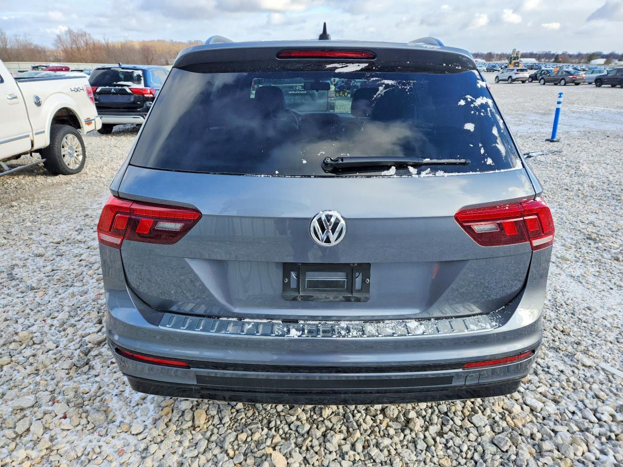 2021 Volkswagen Tiguan VIN 3VV2B7AX4MM139947 photo 6