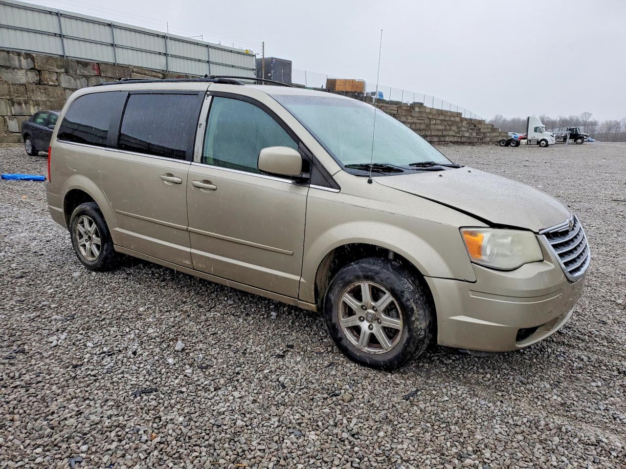 2008 CHRYSLER Minivan VIN 2A8HR54P58R635366 photo 4