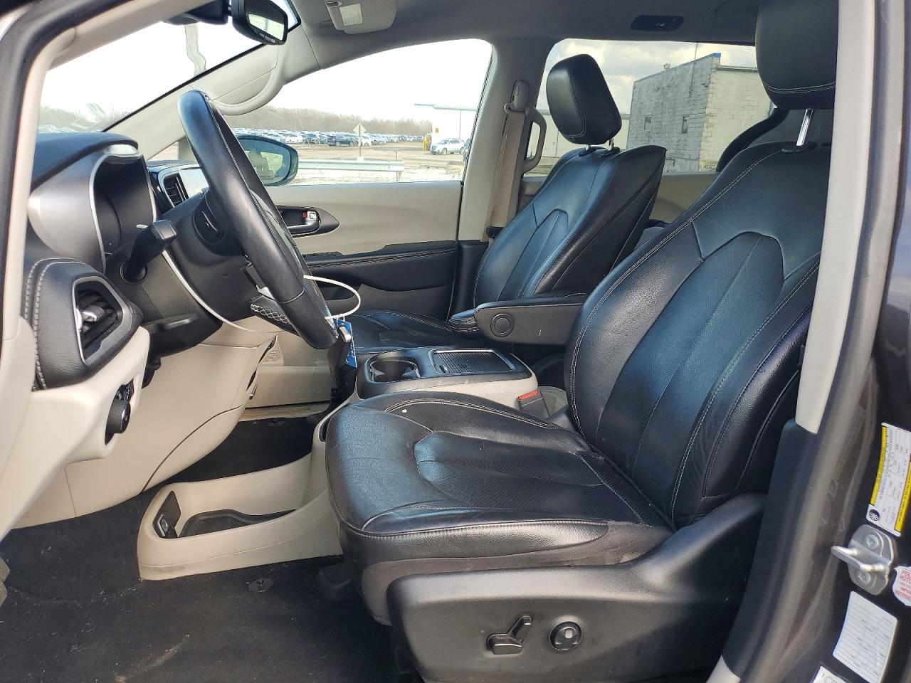 2022 Chrysler Pacifica VIN 2C4RC1L7XNR122732 photo 7