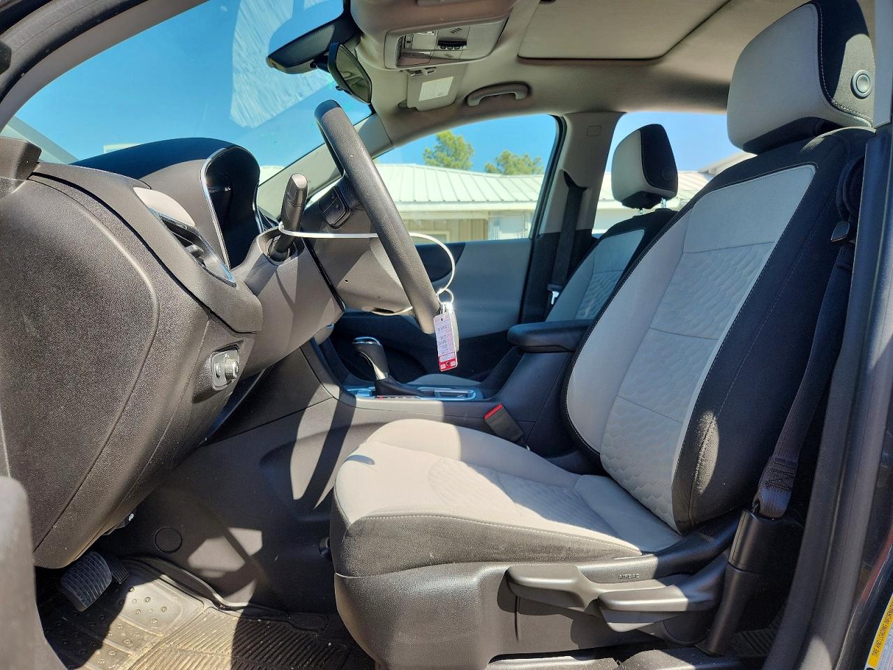 2019 Chev Equinox VIN 3GNAXSEV1KS516418 photo 7