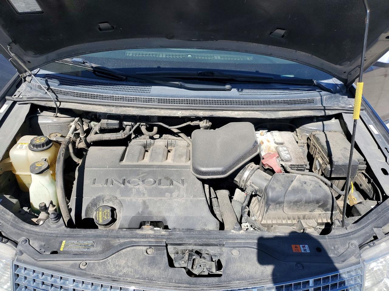 2010 LINCOLN Mkx VIN 2LMDJ8JC2ABJ21604 photo 11