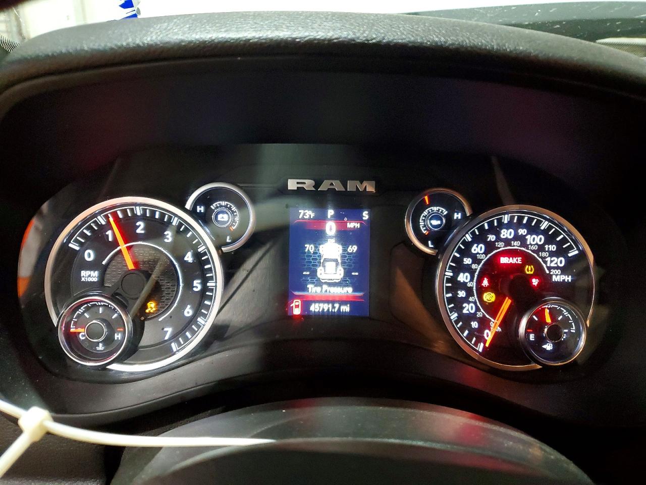 2024 RAM 2500 VIN 3C6UR5CJ1RG305208 photo 9