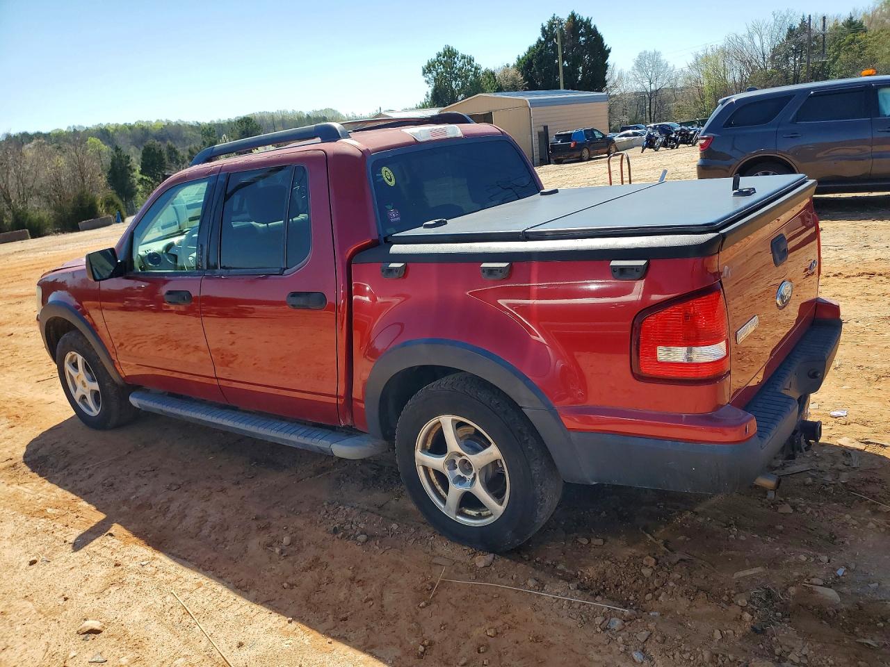 2007 Ford Explorer VIN 1FMEU51K97UA20995 photo 2
