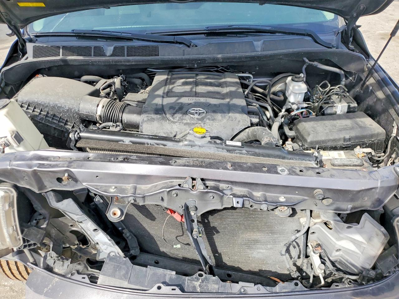 2017 Toyota Sequoia VIN 5TDZY5G12HS068465 photo 11