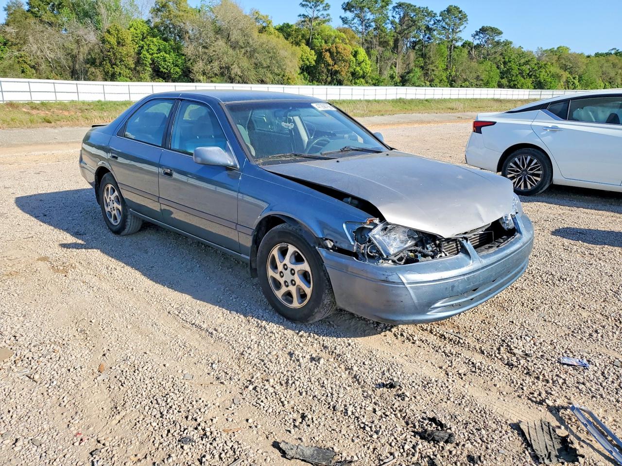 2001 TOYT Camry VIN 4T1BF22K91U970808 photo 4