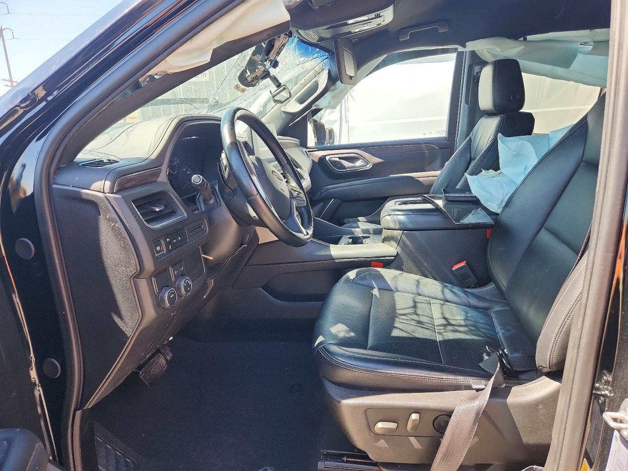2024 Chevrolet Suburban VIN 1GNSCBKD0RR108100 photo 7