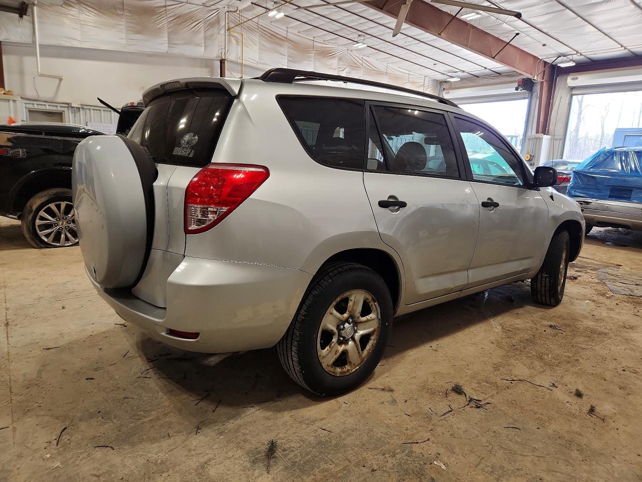 2006 TOYOTA Rav4 VIN JTMZD33V665017188 photo 3