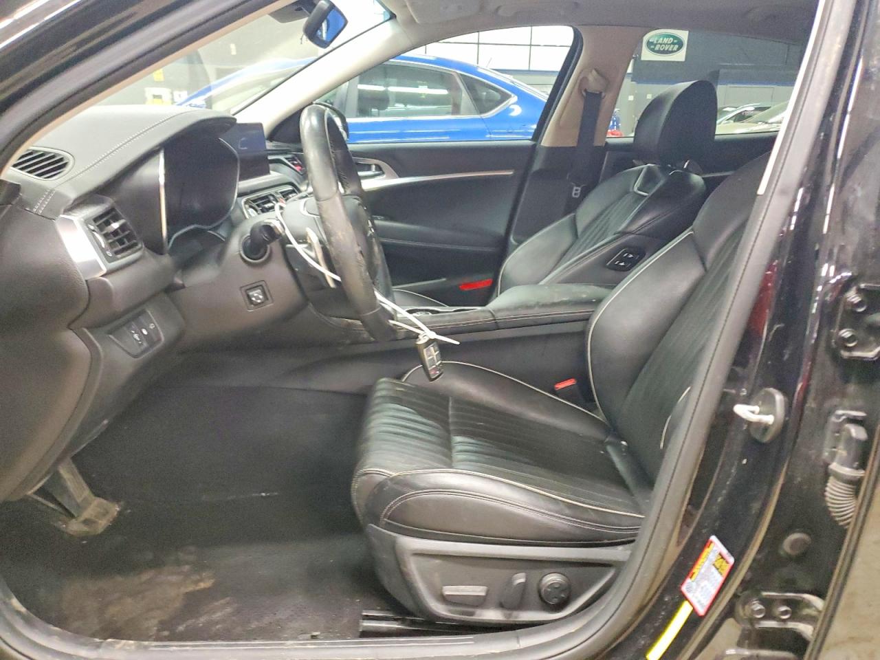 2022 Genesis G70 2.0t VIN KMTG34TA6NU088023 photo 7