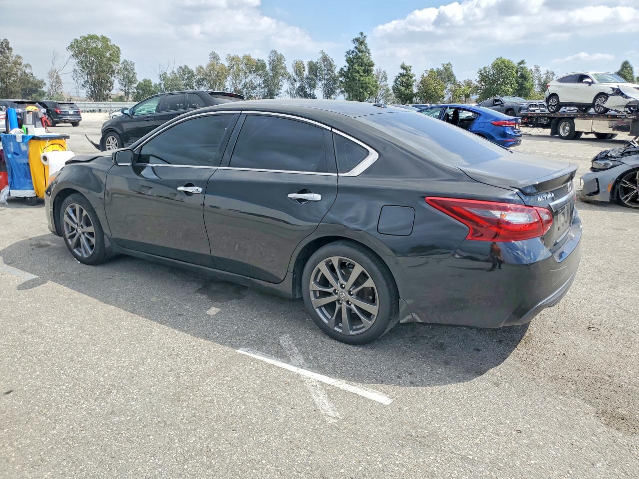 2018 Niss Altima VIN 1N4AL3AP4JC295456 photo 2