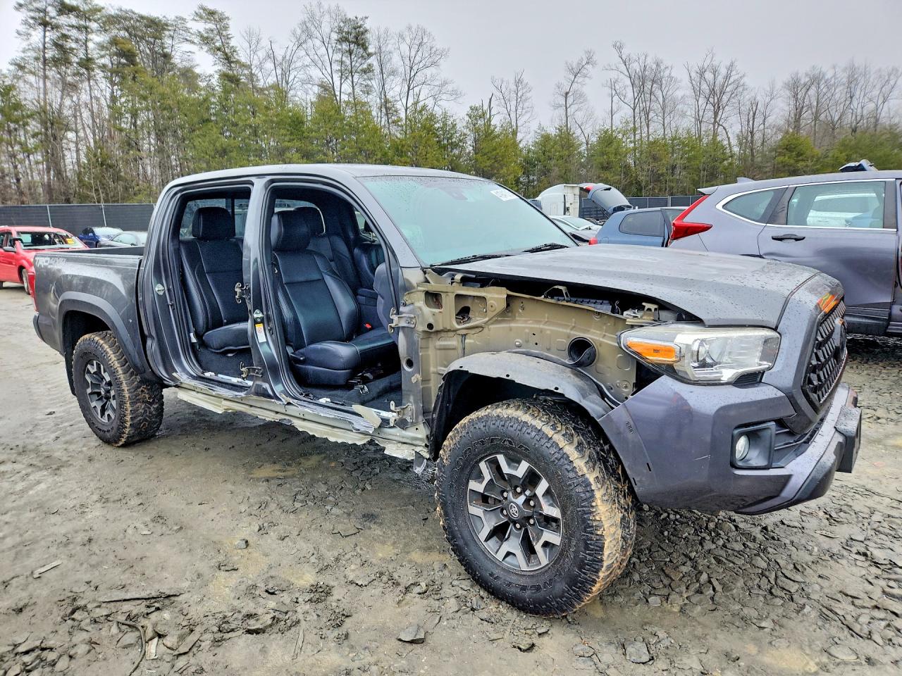 2018 Toyota Tacoma trd VIN 3TMCZ5AN4JM131358 photo 4