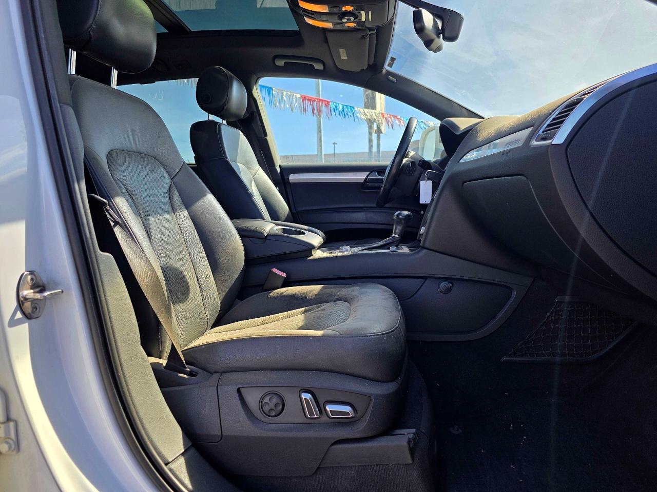 2013 Audi Q7 VIN WA1DGAFE3DD011332 photo 5