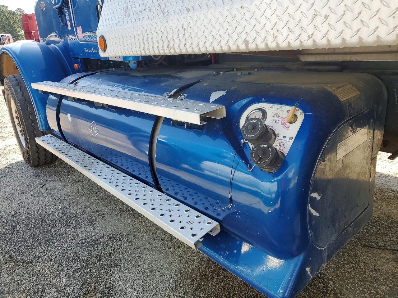 2015 PETERBILT All other VIN 1NPSXHEX3FD274800 photo 9