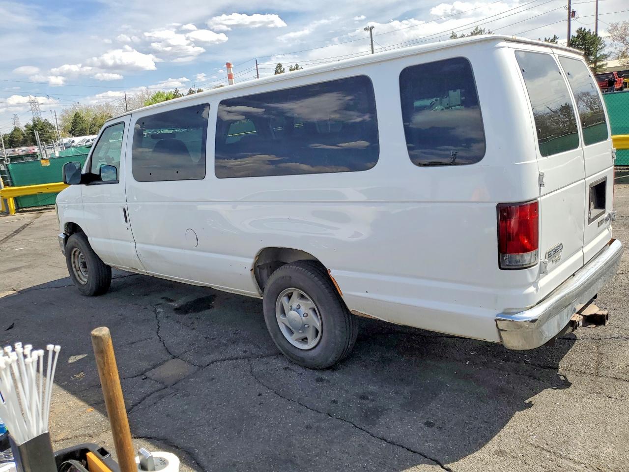 2008 Ford All models VIN 1FBSS31L08DA58650 photo 2
