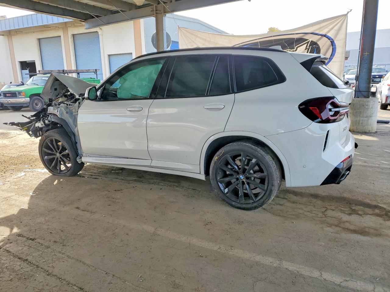 2024 BMW X3 VIN 5UX53DP0XR9V66894 photo 2