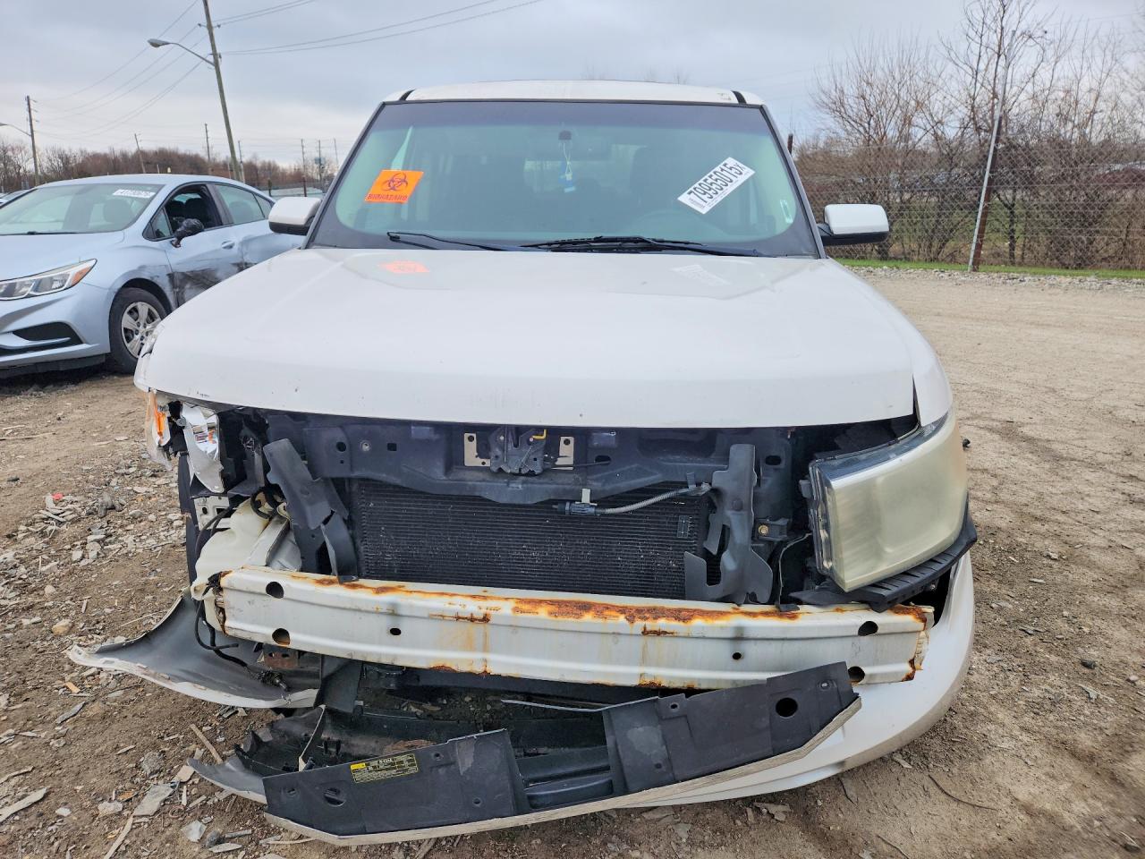 2009 Ford Flex VIN 2FMEK62CX9BA19849 photo 5