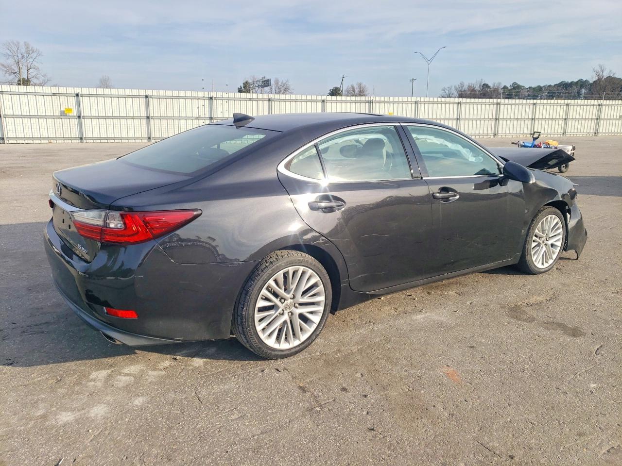 2016 Lexus ES350 VIN 58ABK1GG1GU011253 photo 3