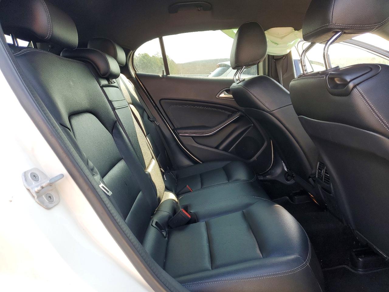 2016 Mercedes-Benz Gla-class VIN WDCTG4GB9GJ254151 photo 11