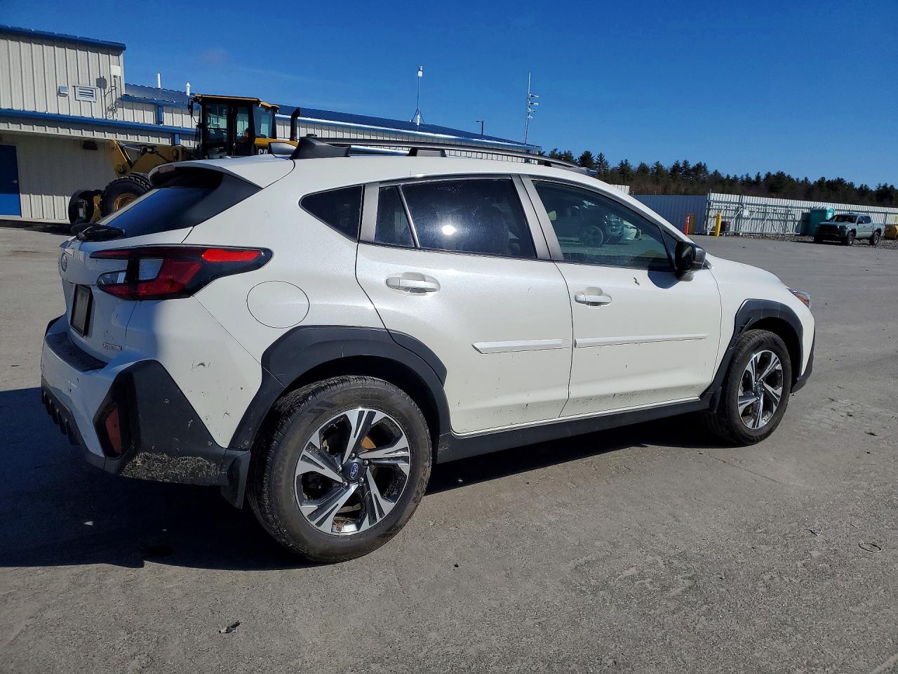 2024 Subaru Crosstrek VIN JF2GUADC1R8218266 photo 3