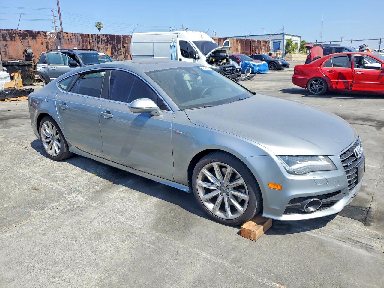 2014 Audi A7 VIN WAU2MAFCXEN108962 photo 4