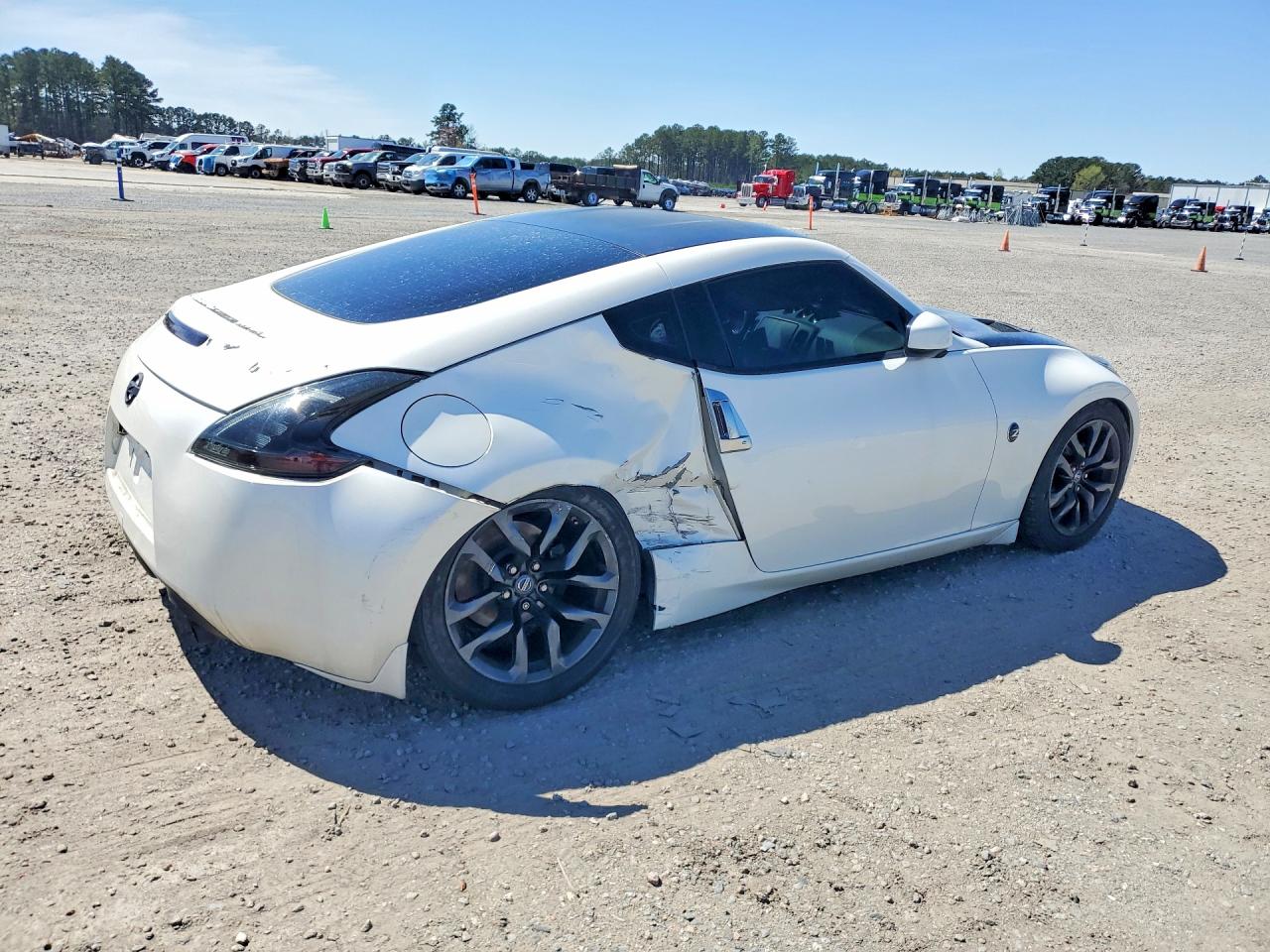 2016 Nissan 370z VIN JN1AZ4EH1GM936683 photo 3