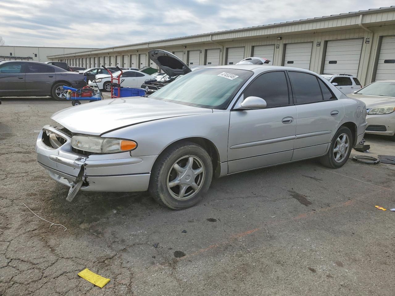 2004 Buick Regal VIN 2G4WB52K341247728 photo 1
