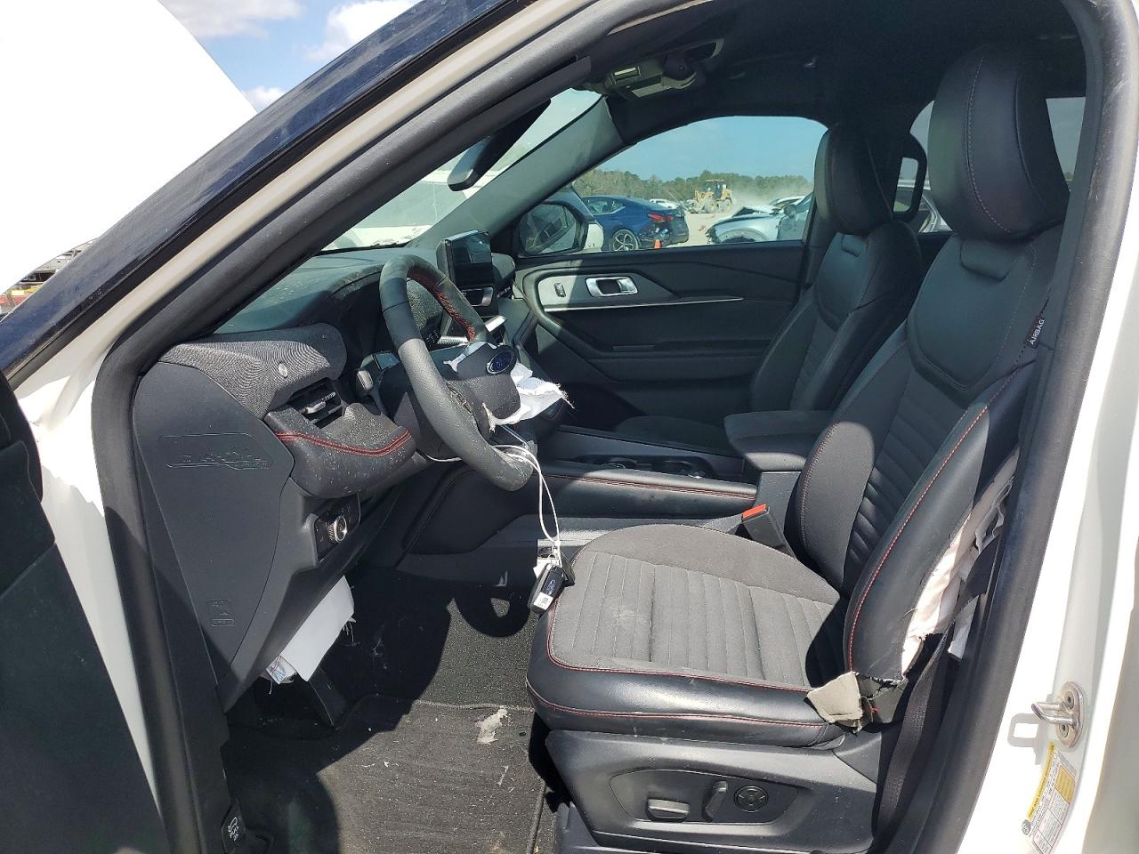 2025 Ford Explorer VIN 1FMUK7KH4SGA81209 photo 7
