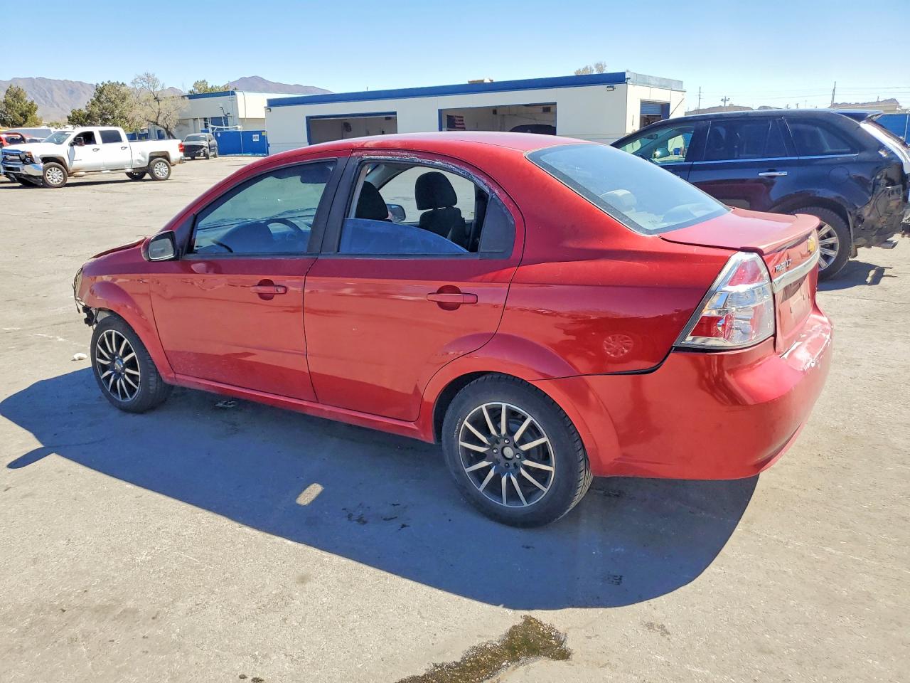 2011 Chevrolet Aveo VIN KL1TG5DEXBB120446 photo 2
