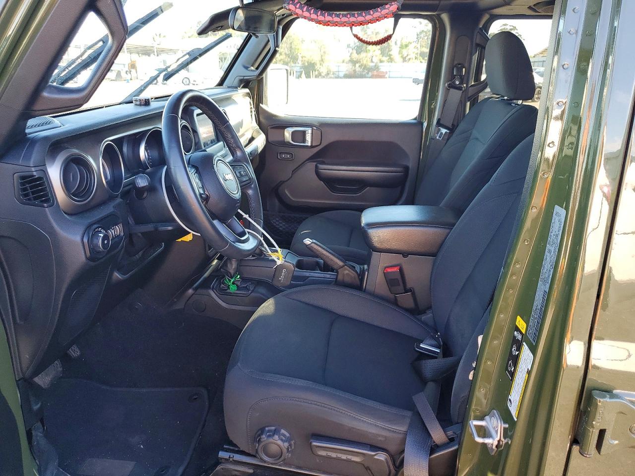 2020 JEEP Wrangler unlimited VIN 1C4HJXDG2LW338212 photo 7